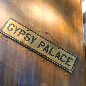 Gypsy necklace catch-all